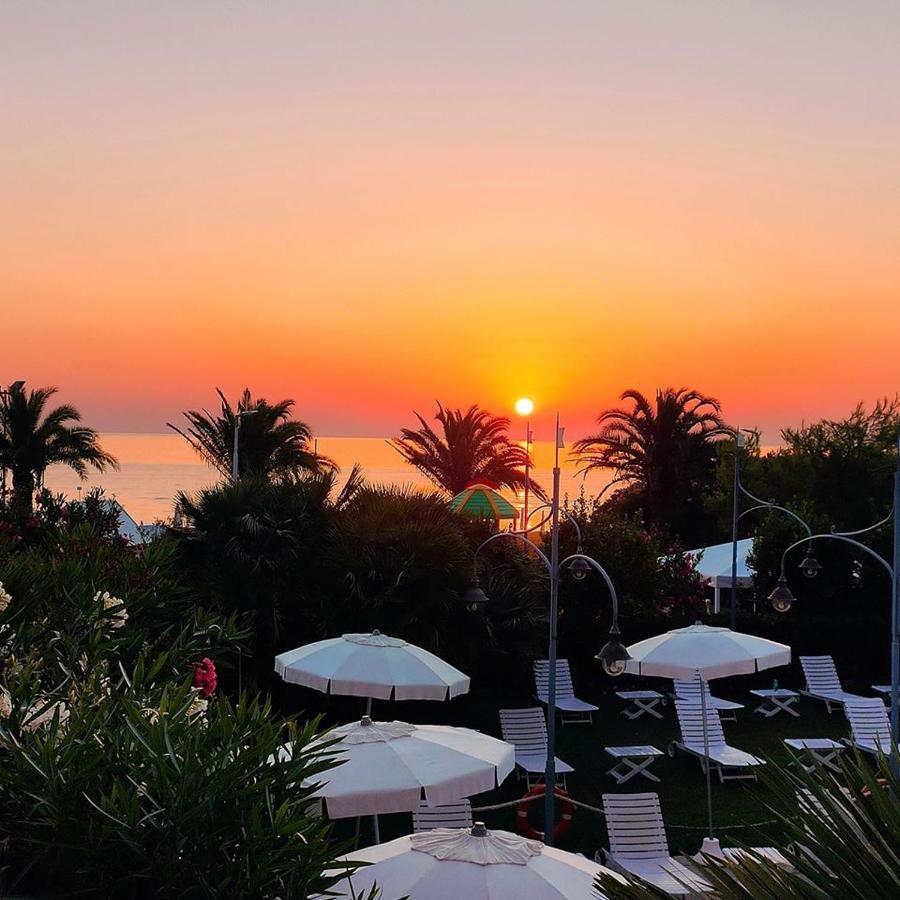 Hotel Parco Delle Rose Silvi Marina Dış mekan fotoğraf