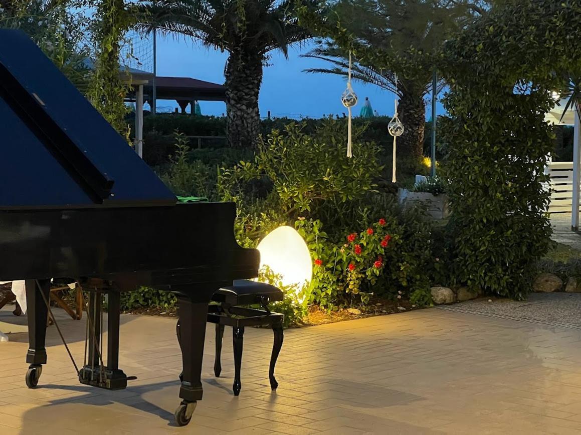 Hotel Parco Delle Rose Silvi Marina Dış mekan fotoğraf