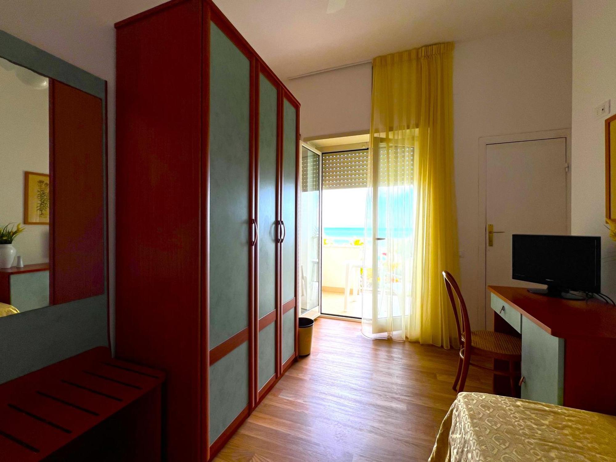 Hotel Parco Delle Rose Silvi Marina Dış mekan fotoğraf