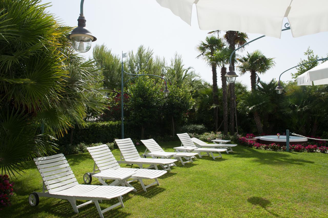 Hotel Parco Delle Rose Silvi Marina Dış mekan fotoğraf